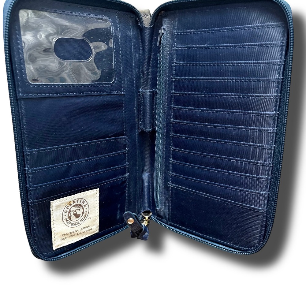 Spartina 449‎ Green Navy Linen Leather Quatrefoil Zip Around Wristlet Wallet - Picture 6 of 6